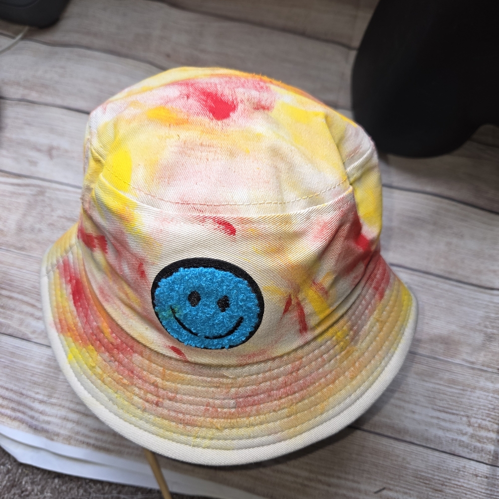 Tie-Dye Bucket Hat with Smiley Face Unisex